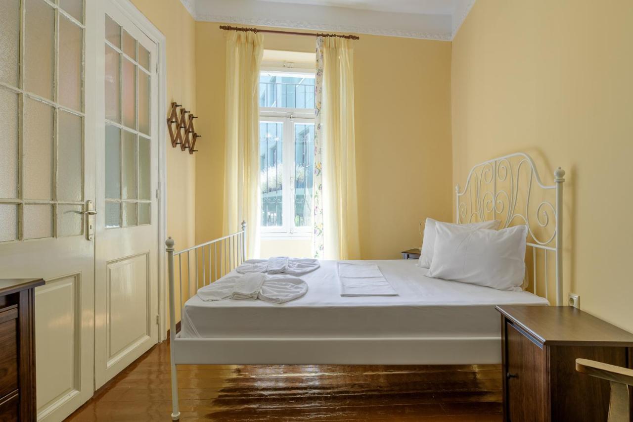 Neo Classical 4 Bedrooms In Psyri Athens Luaran gambar